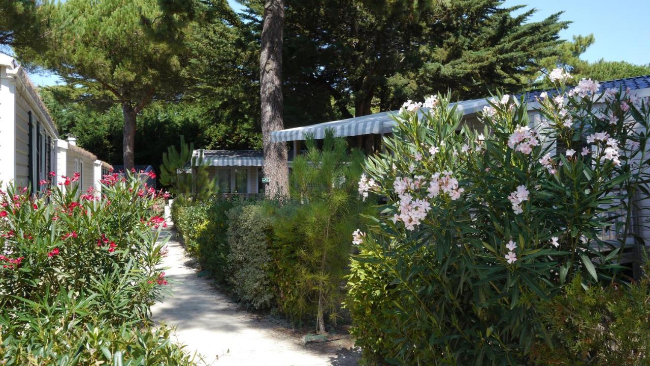 Camping Le Suroit Le Bois-Plage-en-Ré Екстериор снимка