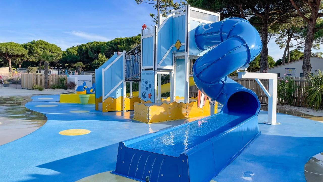 Camping Le Suroit Le Bois-Plage-en-Ré Екстериор снимка