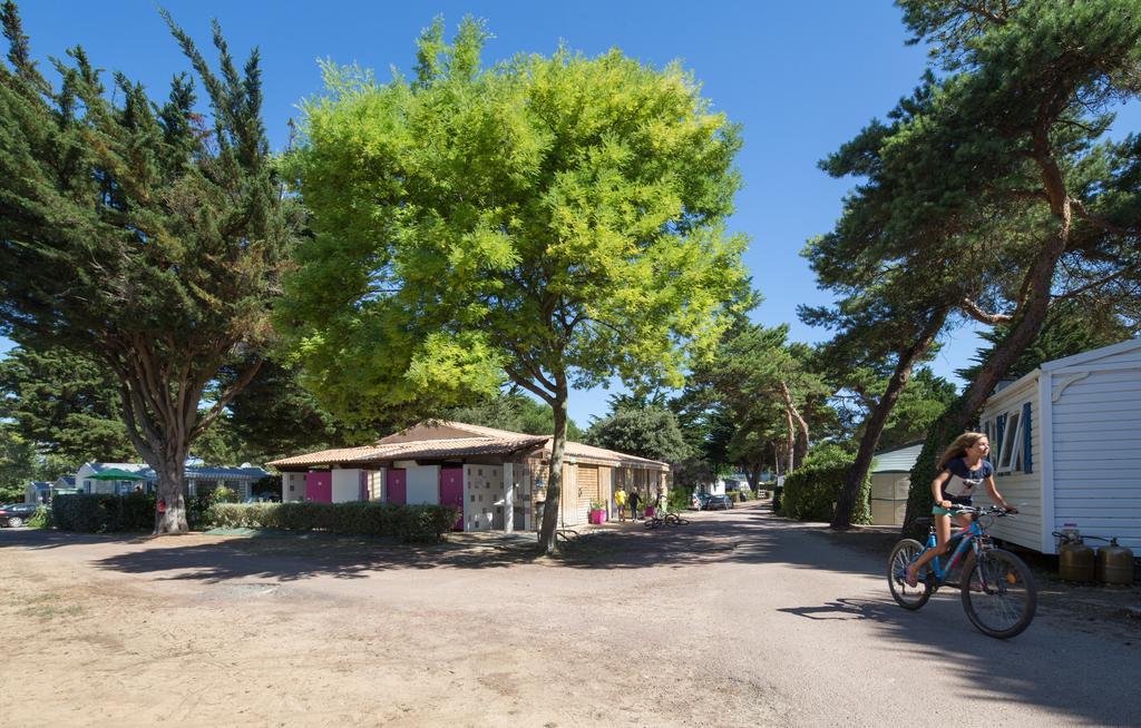 Camping Le Suroit Le Bois-Plage-en-Ré Екстериор снимка